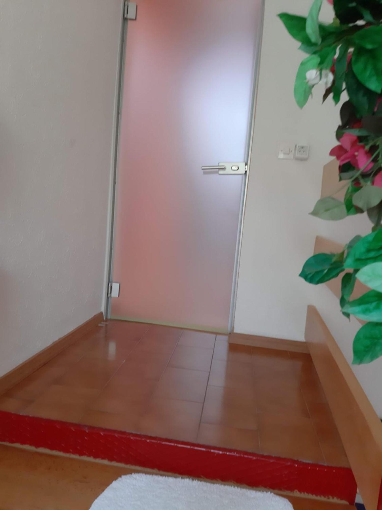 Moonshine Apartment With Magnificent View 시베니크 외부 사진
